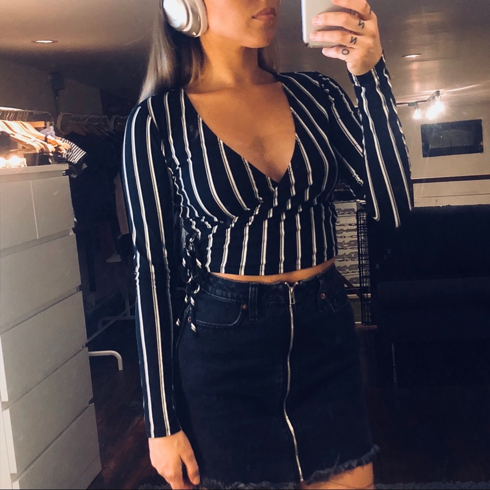 Black striped crop top